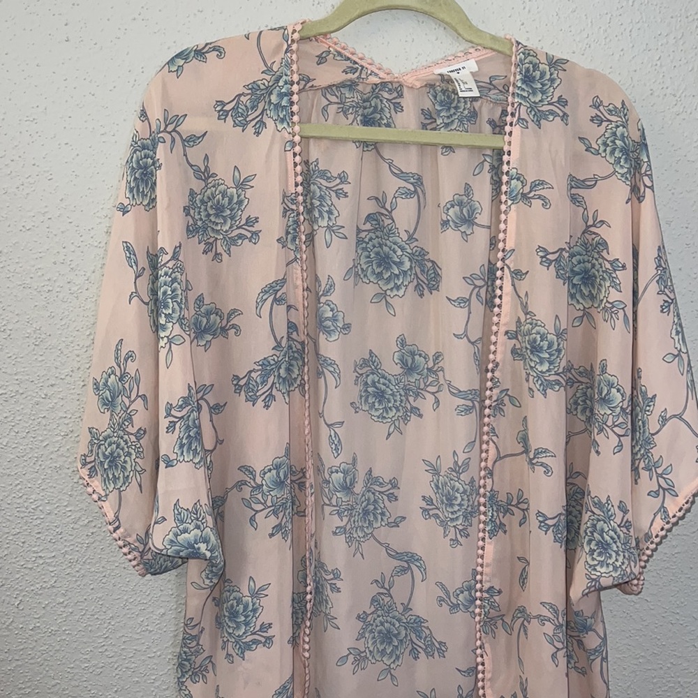 Pink Floral Lingerie Robe 🌸 - Picture 2 of 6